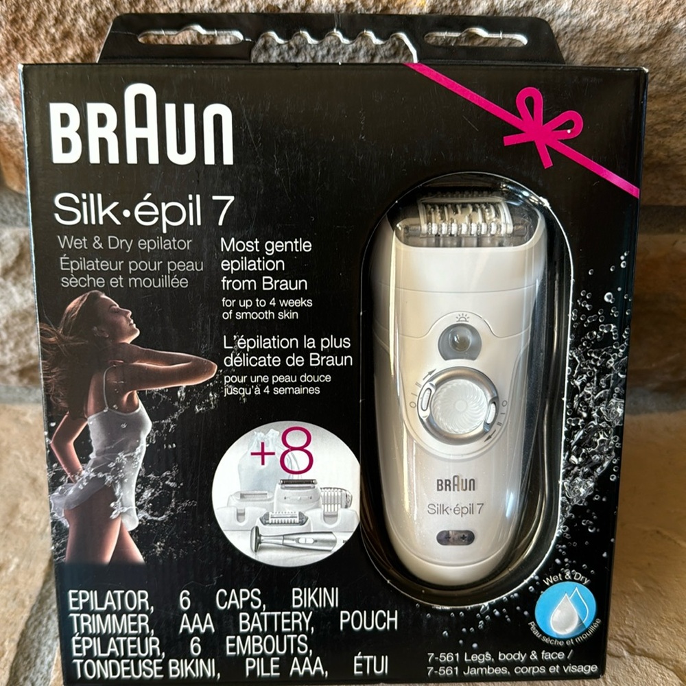 Braun Silk Épil 7 new w/ Bikini trimmer NEW (open box)